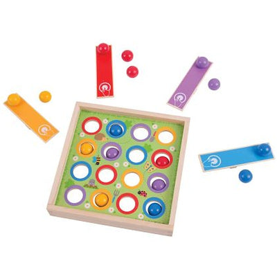 Bigjigs - Дървена игра с топчета - Право в целта